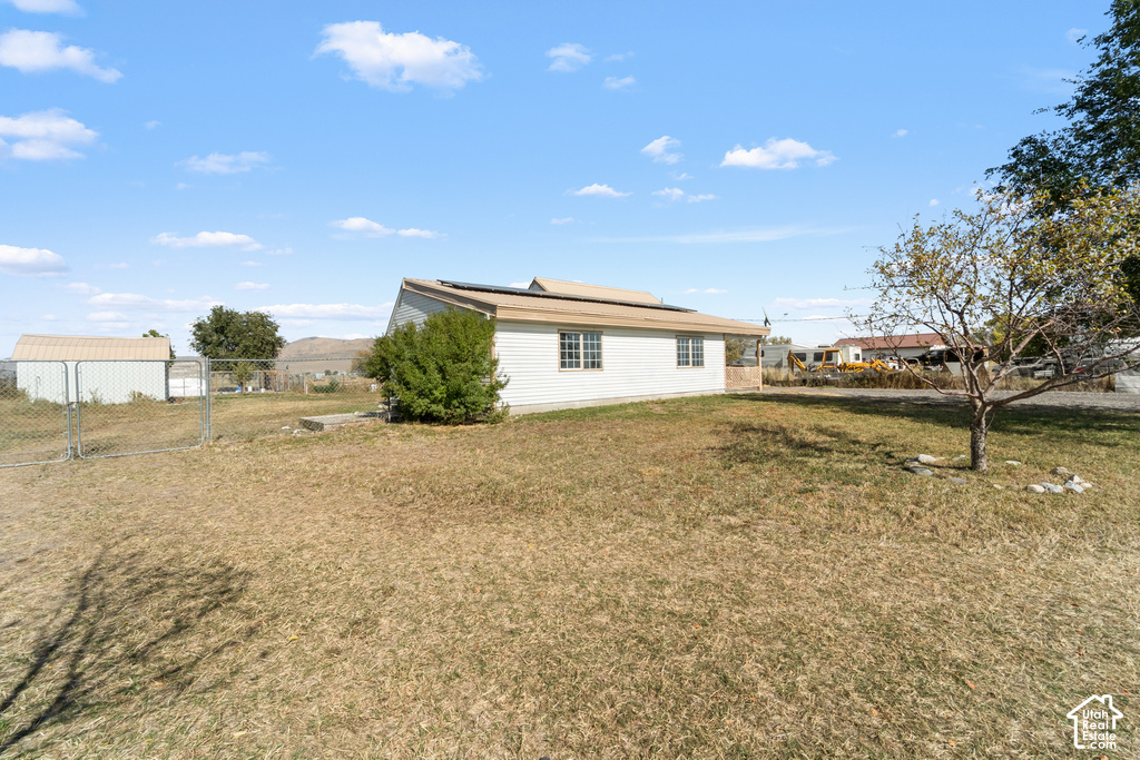 9860 W 10400 N photo 3