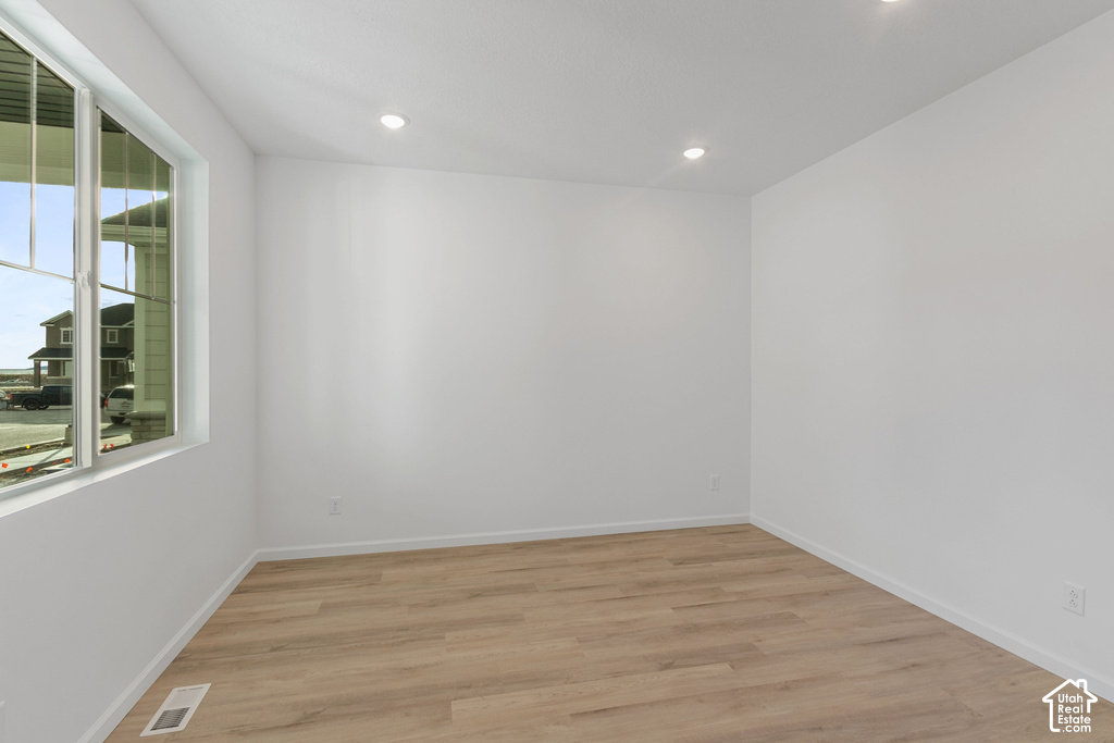 808 S 255 W photo 3