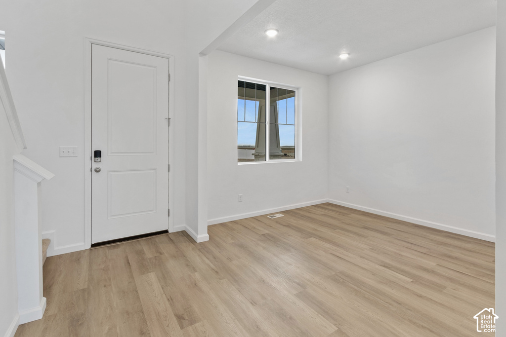 808 S 255 W photo 2