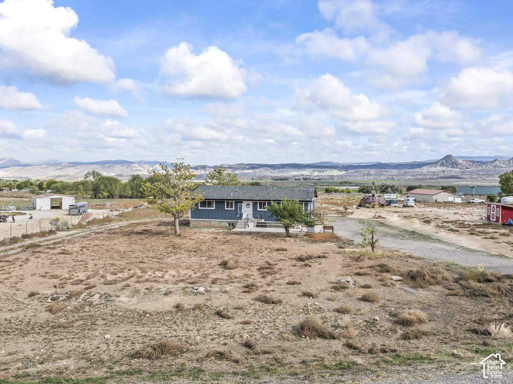 361 S 790 W photo 4