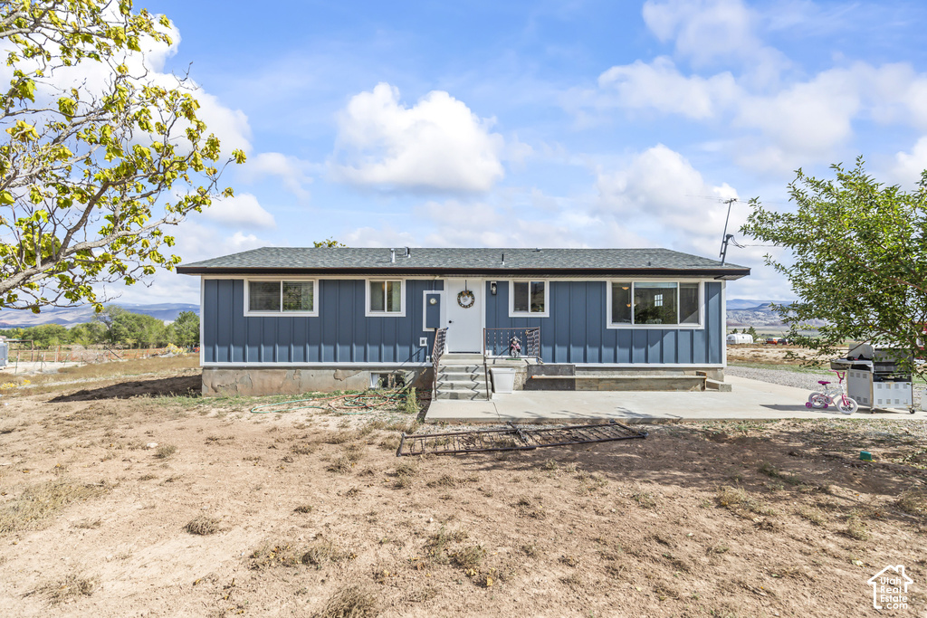361 S 790 W photo 3
