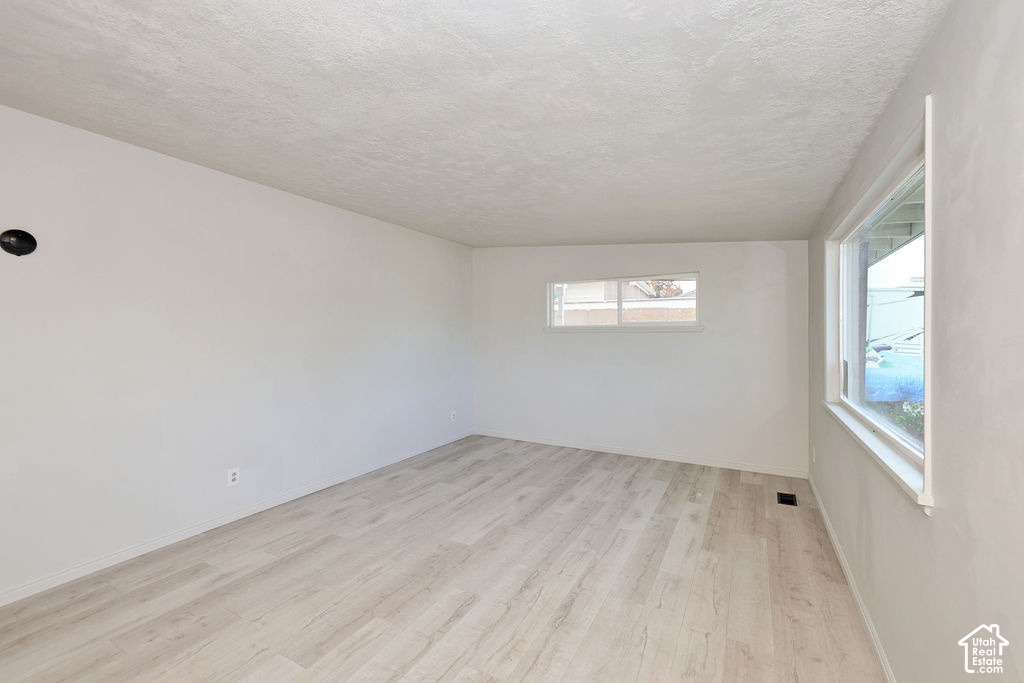 6257 W 3570 S photo 5