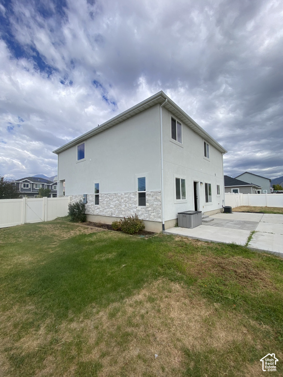 1047 W 1150 S photo 3