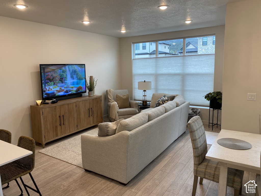 1778 N 180 E photo 3