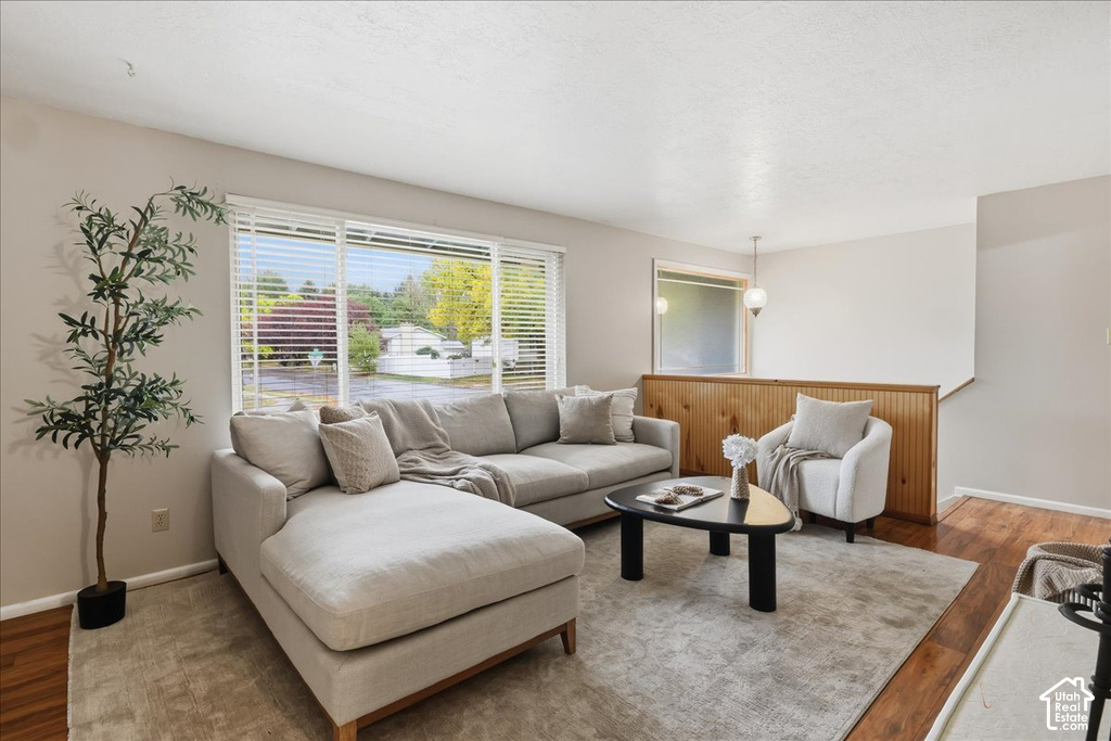 1759 N 450 E photo 3