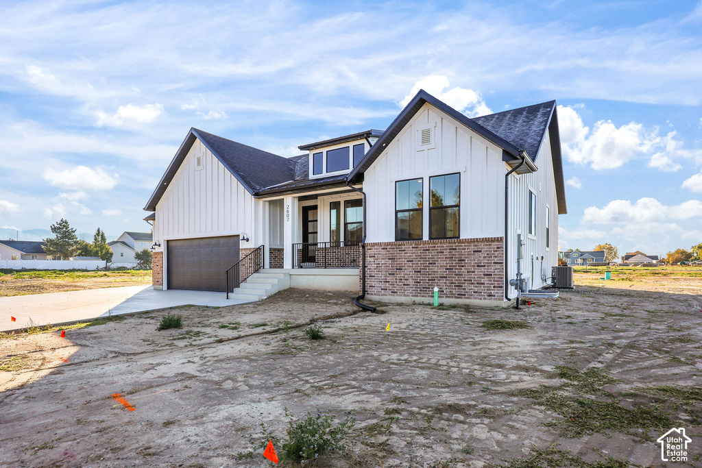 451 N 2625 W photo 3