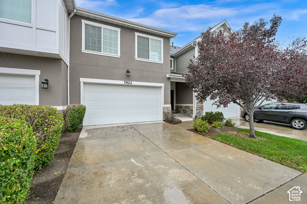 7922 S FARM HOUSE E LN photo 2