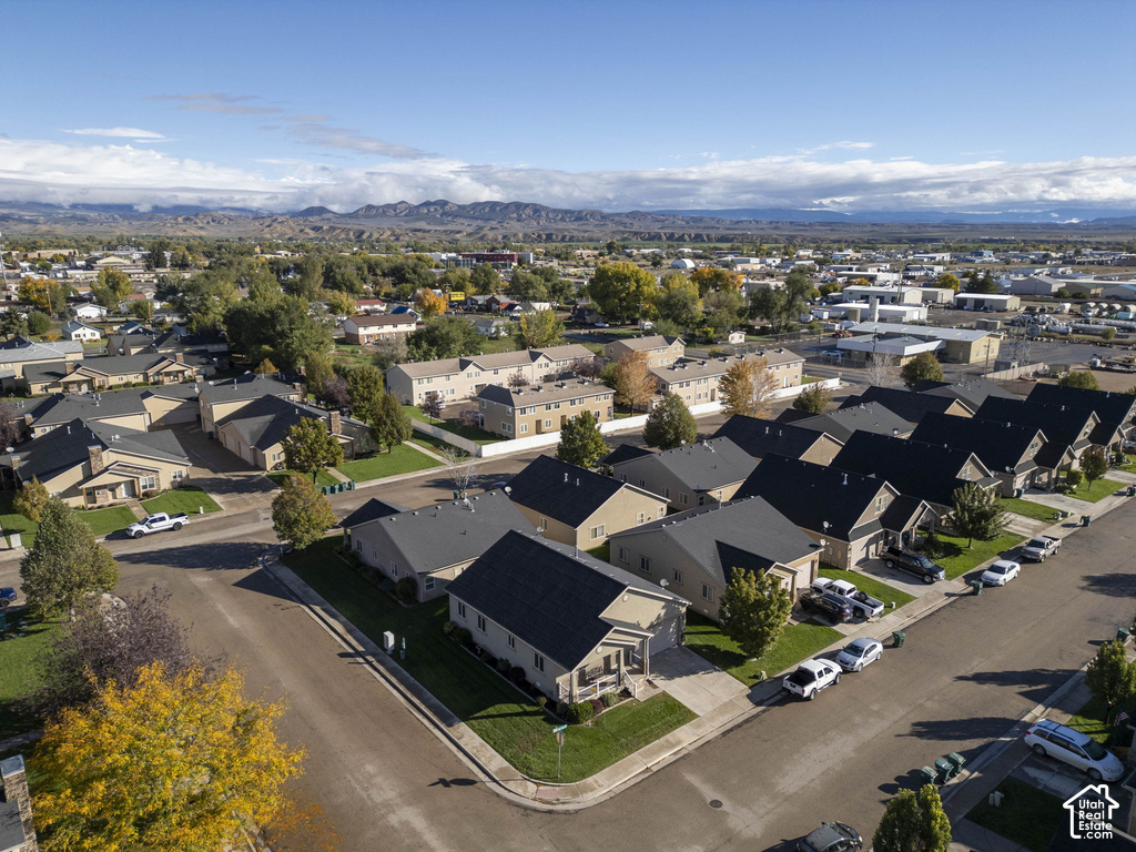 423 E 640 S photo 3