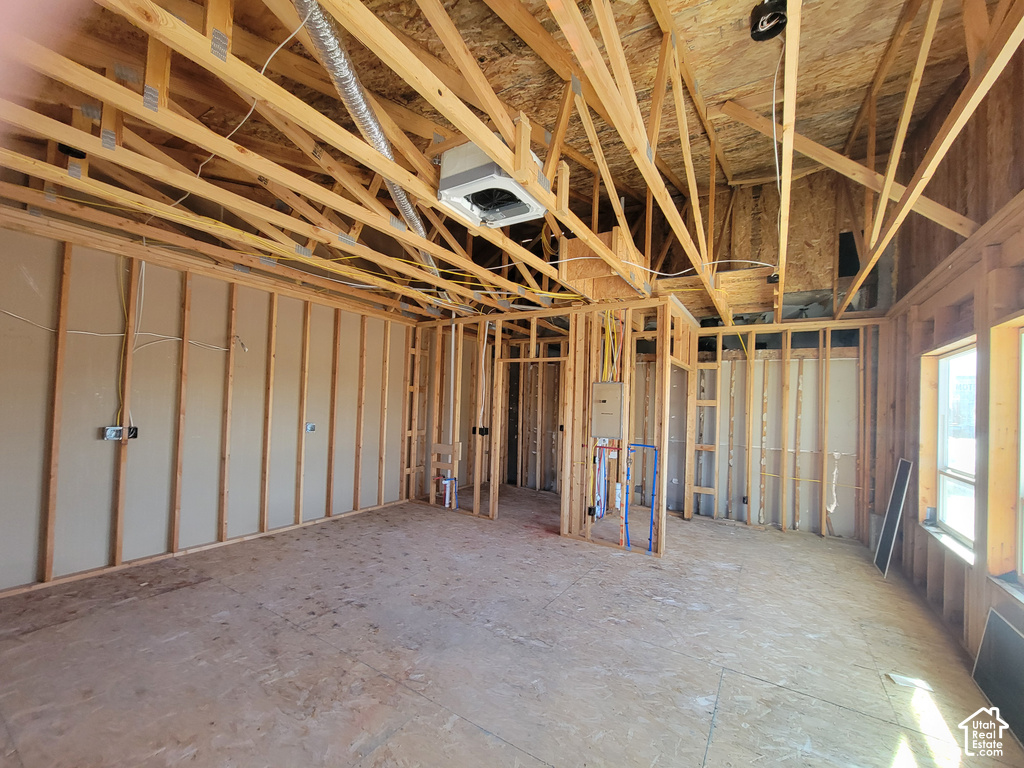 70 W MAIN ST photo 3