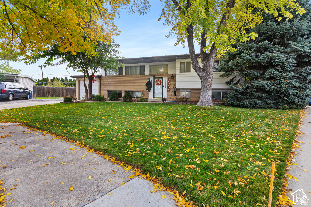4478 W FASSIO CIR photo 2