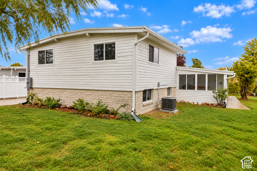 1647 W LOVELY RD photo 4