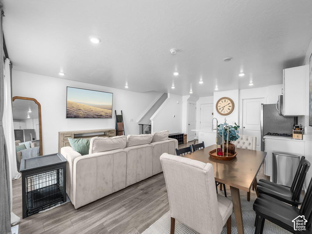 717 W 1920 S photo 2