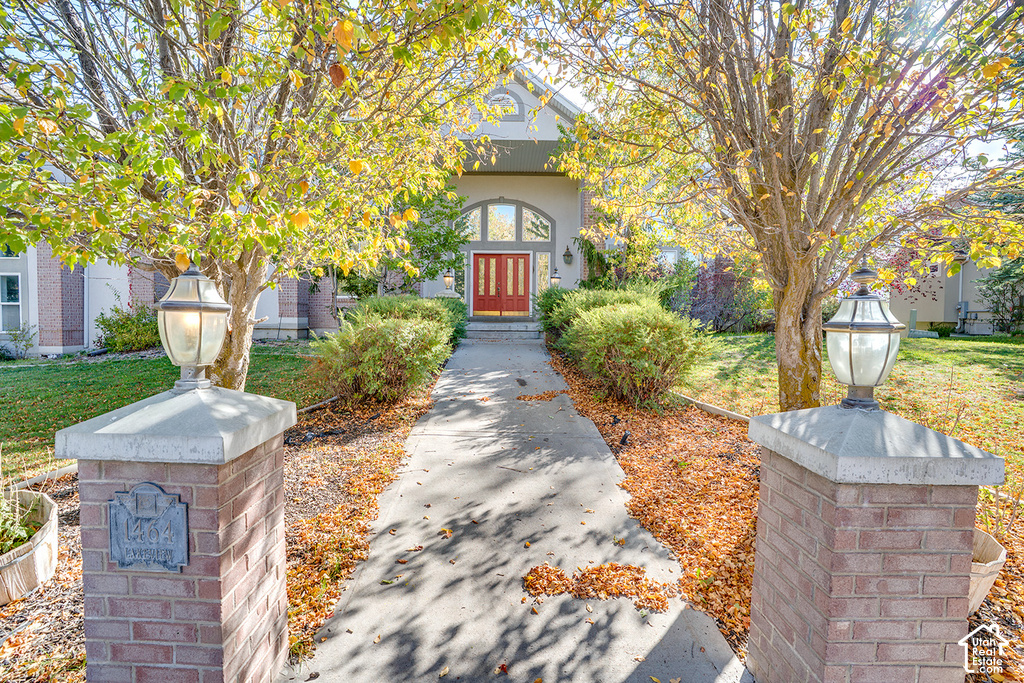 1464 N LAKEVIEW W DR photo 3