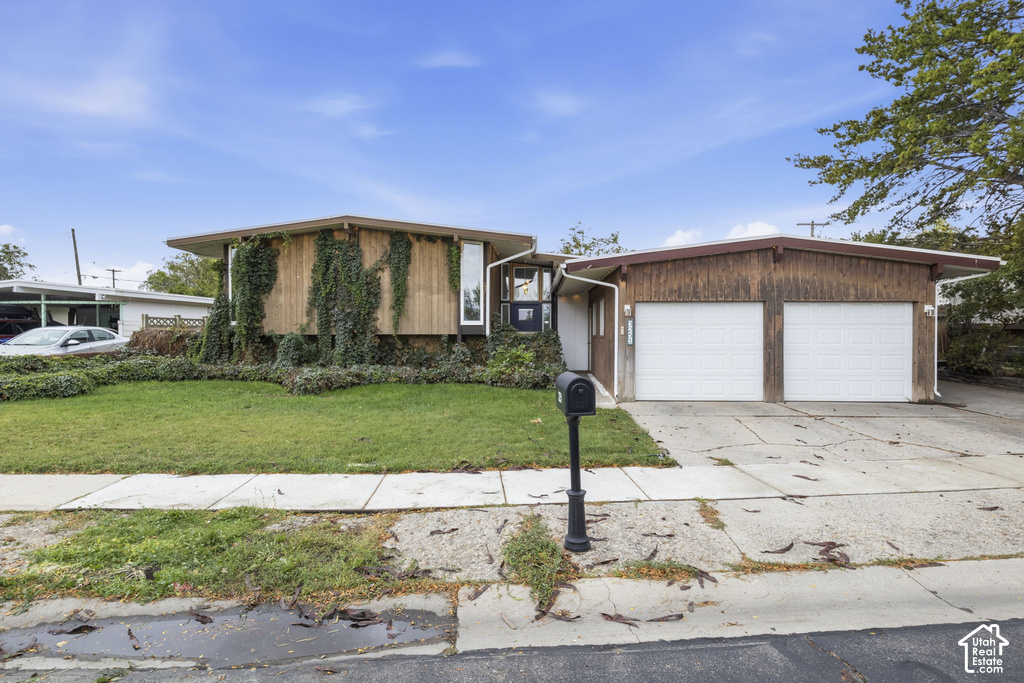 3251 W FLORLITA AVE photo 2
