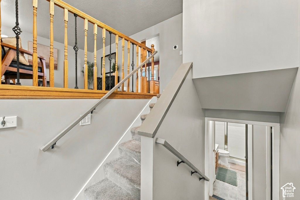 580 E ALOHA LN photo 4