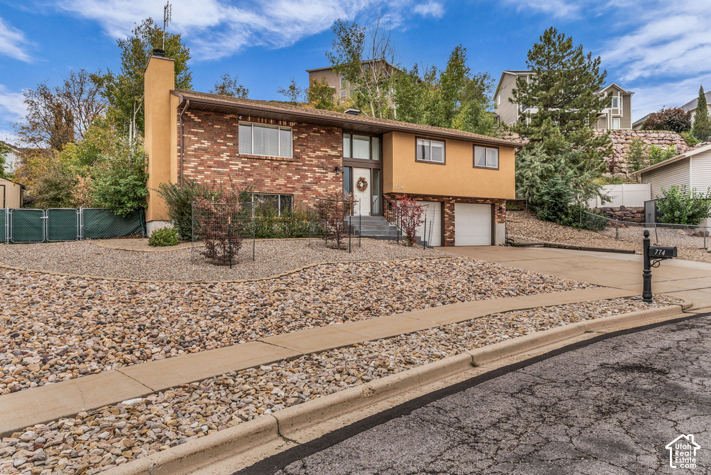 774 INDEPENDENCE WAY photo 4