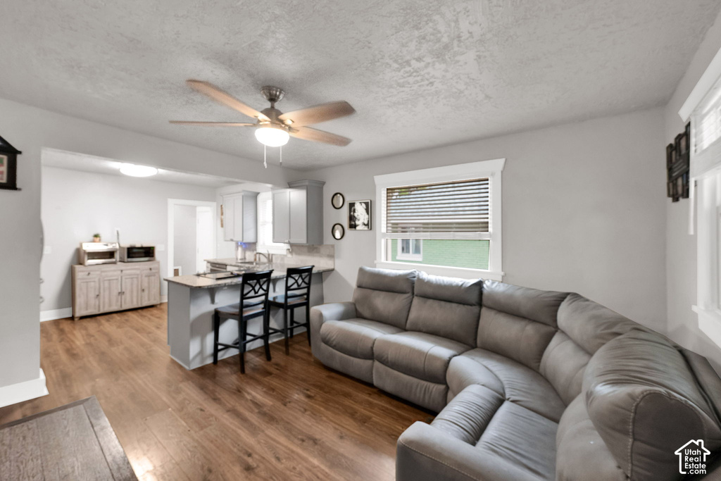 2128 S JACKSON E AVE photo 4
