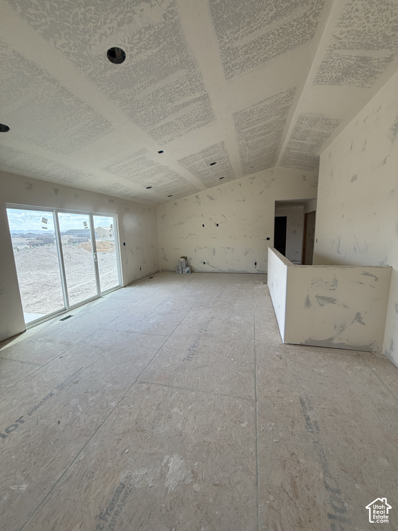 2329 E SEGO LILIY DR photo 2
