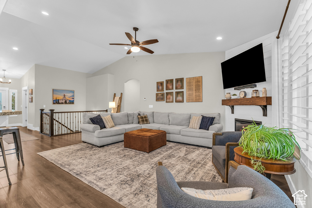 298 E SOMEREST LN photo 5