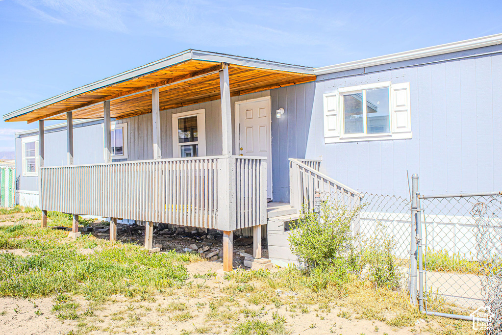 1101 S CARBON AVE photo 4