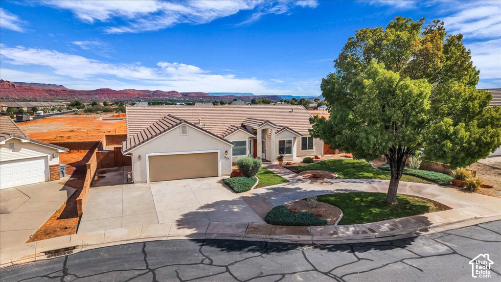 1025 S 375 E CIR photo 3