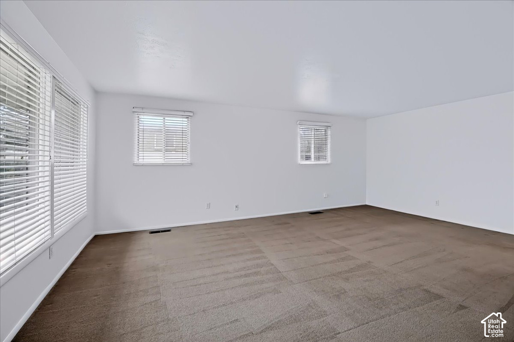 1021 E 5290 S photo 3