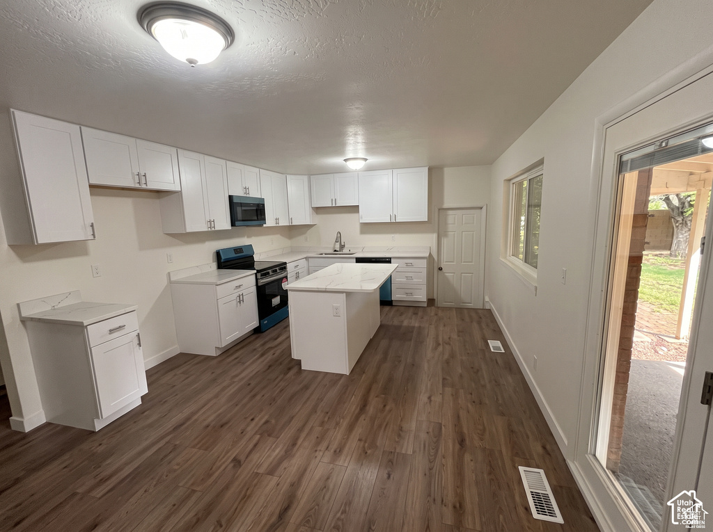 7112 S 2780 E photo 3