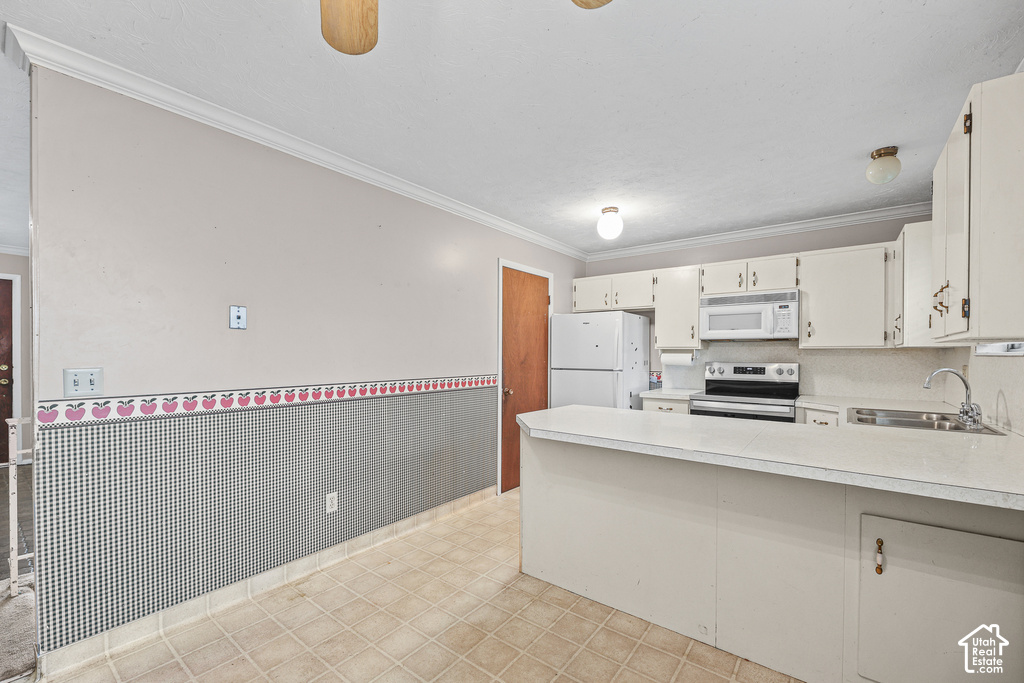 9456 DAVID ST photo 5
