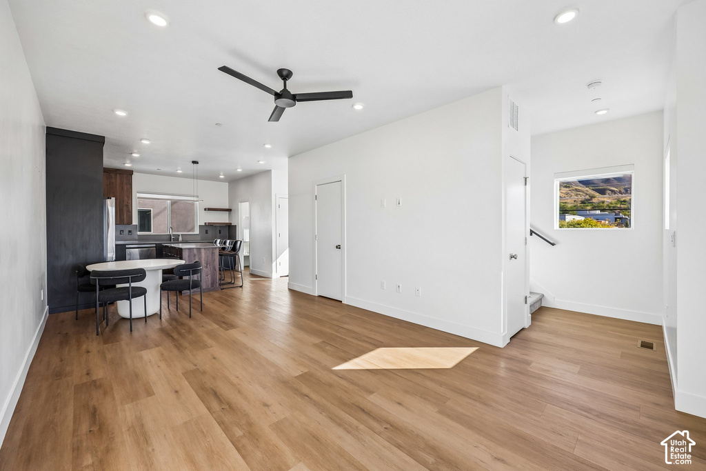 765 N 400 W photo 5