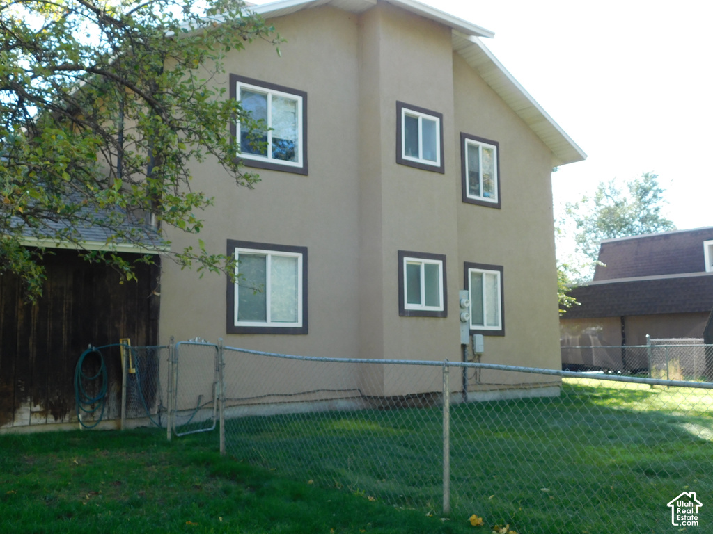 3232 S 3450 W photo 2
