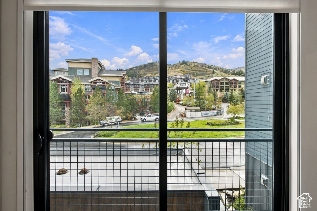 2670 W CANYONS RESORT DR photo 4