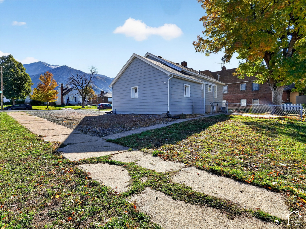 2755 S VAN BUREN E AVE photo 5