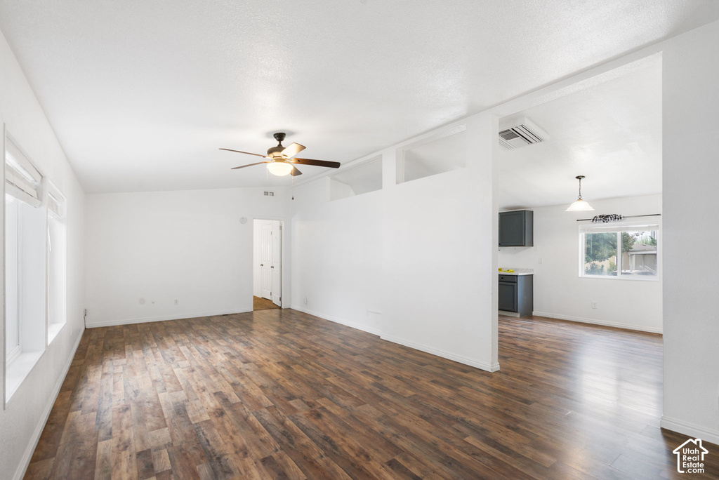 916 E 1180 S photo 4