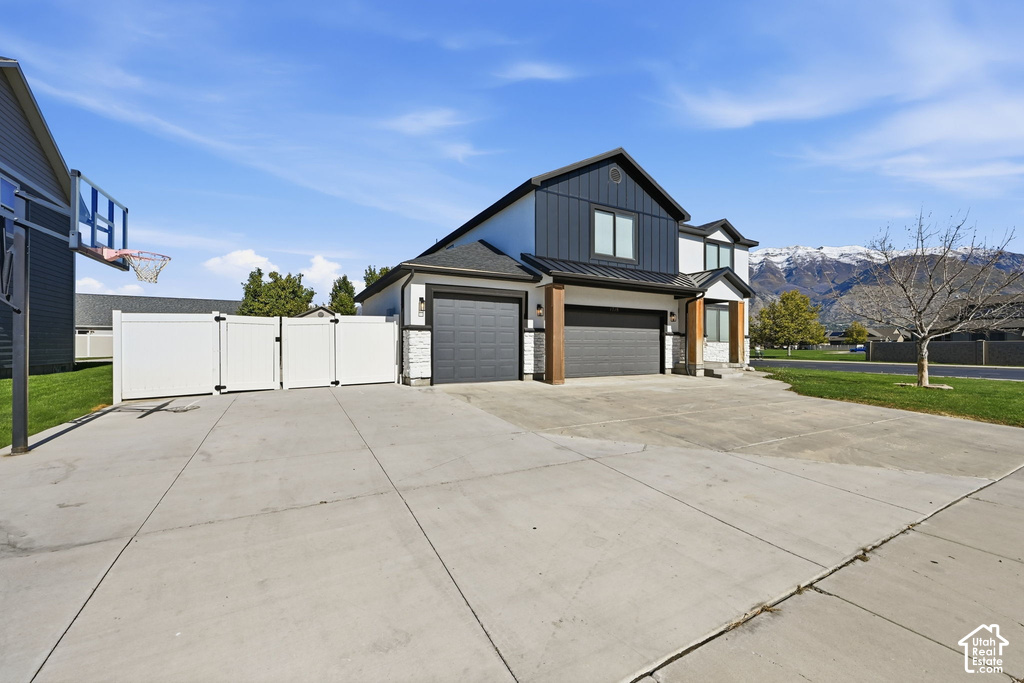 1718 W 450 N photo 3