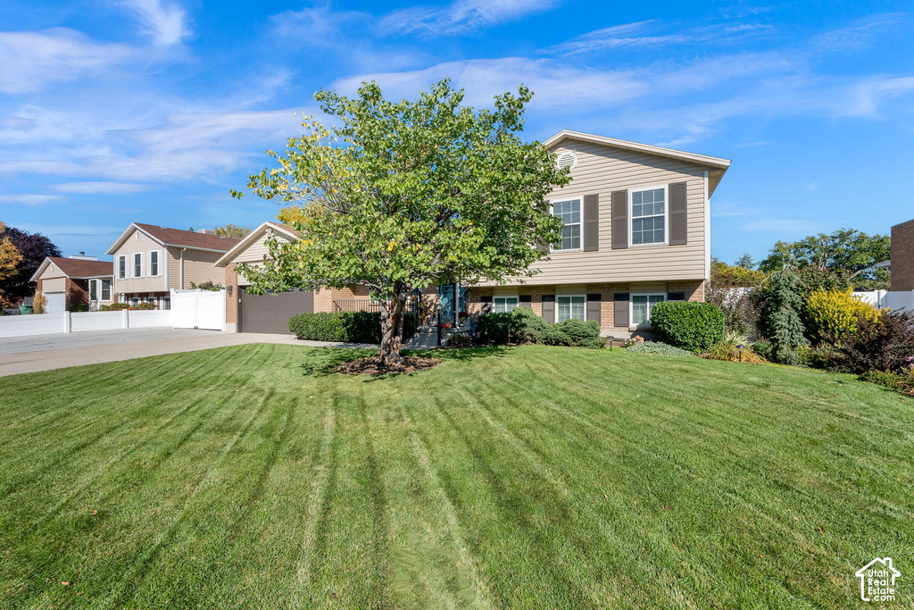 2582 W JEAN WAY photo 2