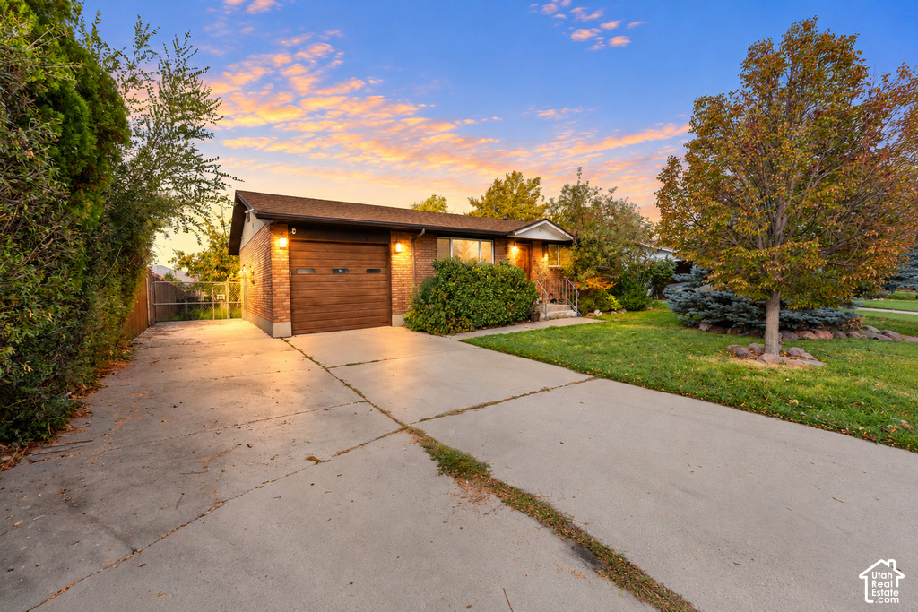 5698 S MIRKWOOD LN photo 2