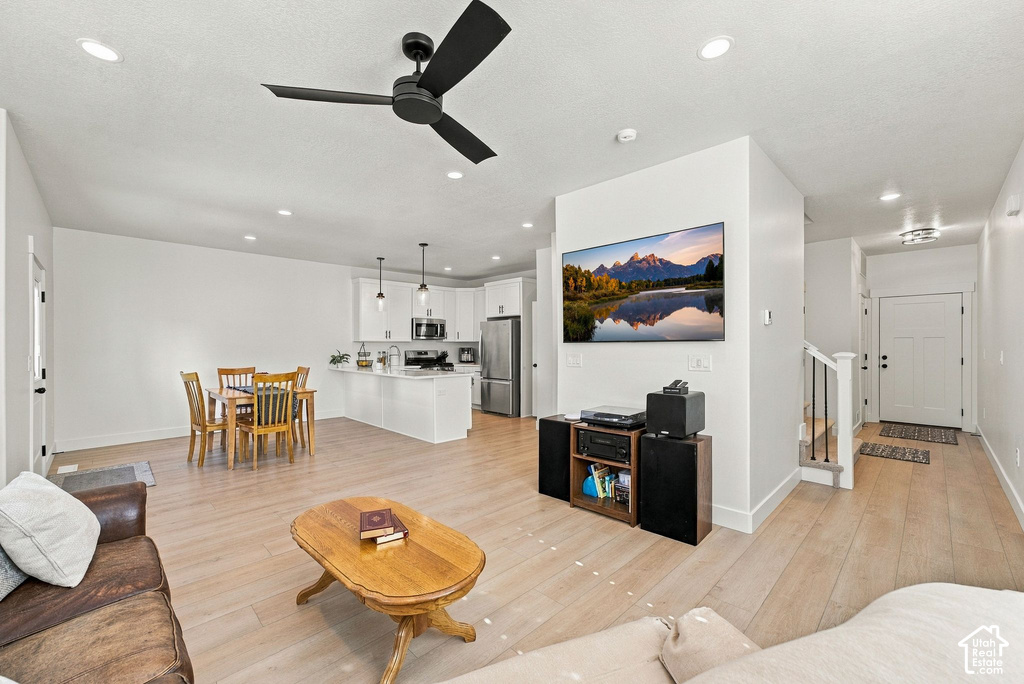1861 N 70 W photo 5