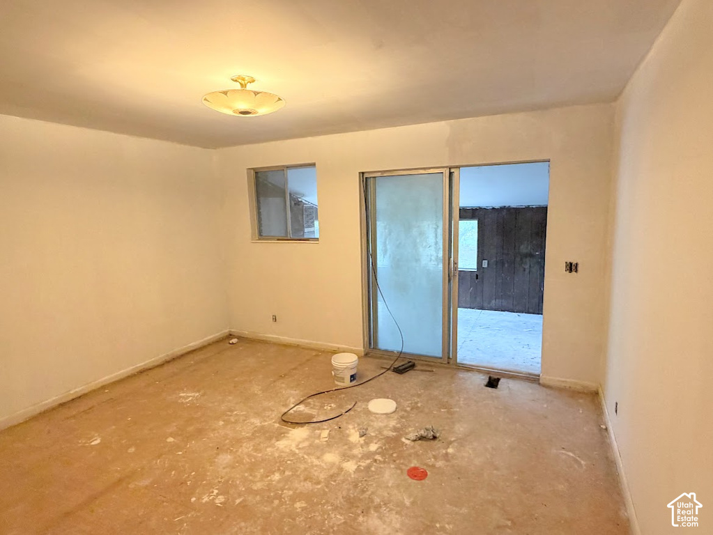 929 E GARDEN DR photo 5