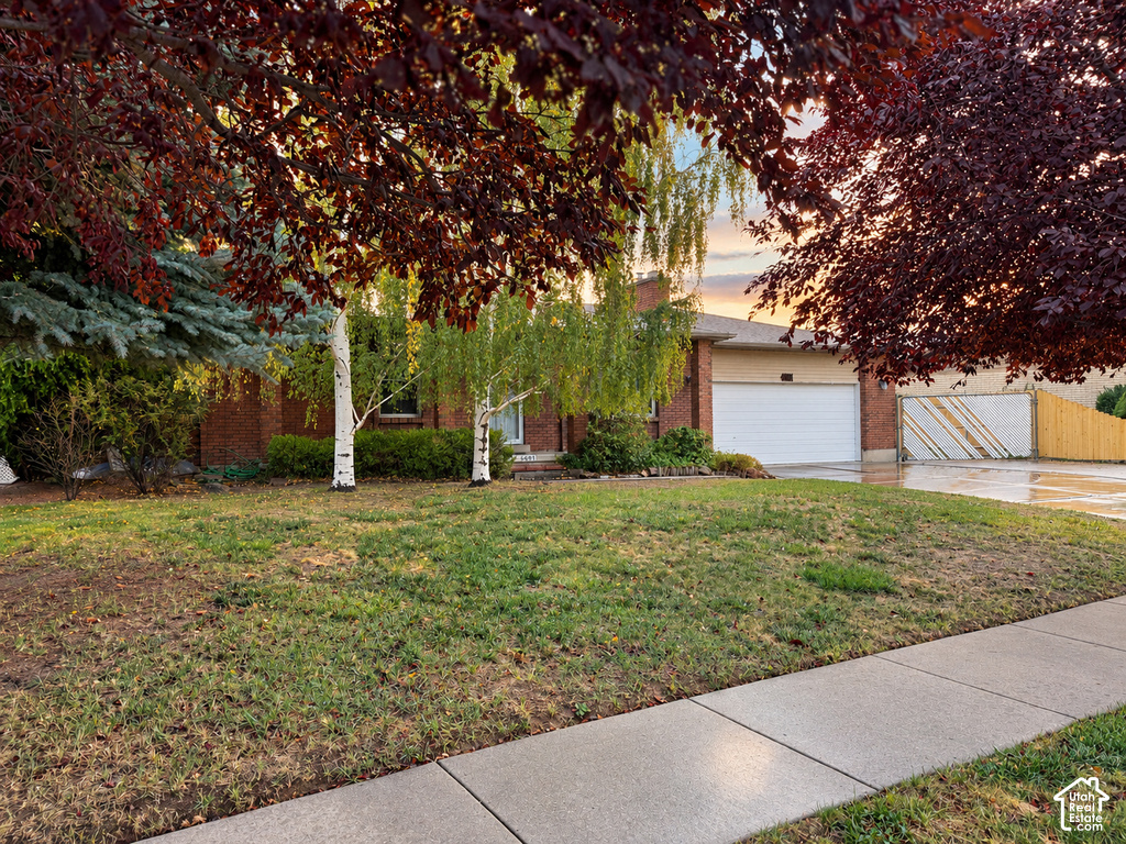 4891 SWASEY CIR photo 2