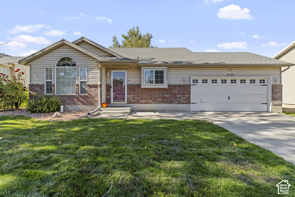 1501 N 2225 W photo 4