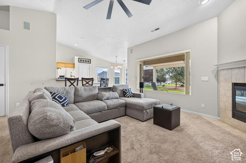 504 E MAJESTIC DR photo 4