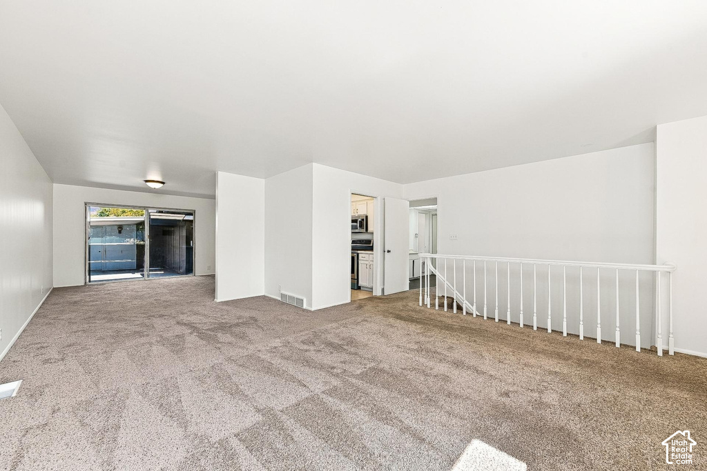 1005 EASTGATE RD photo 3