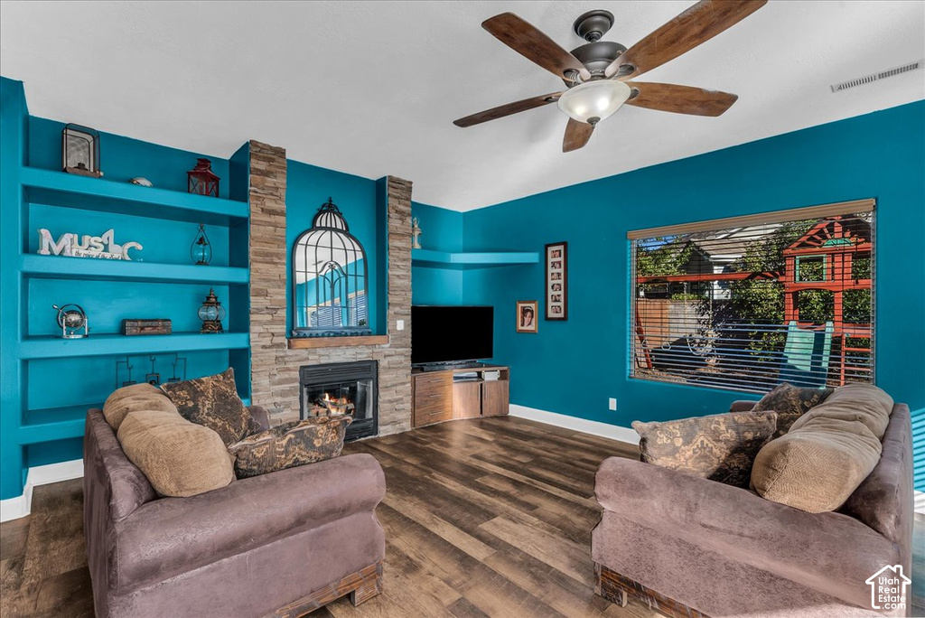 1621 LIZZIE LN photo 5