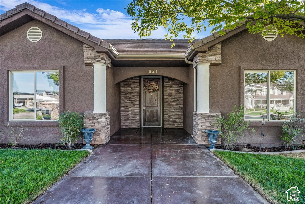 1621 LIZZIE LN photo 3