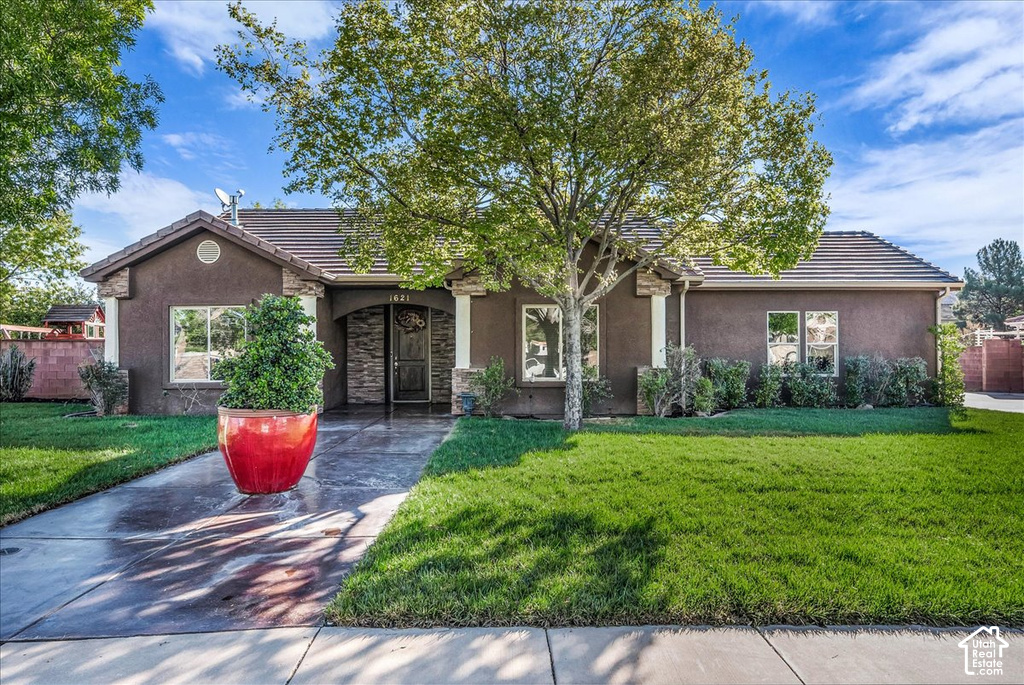 1621 LIZZIE LN photo 2