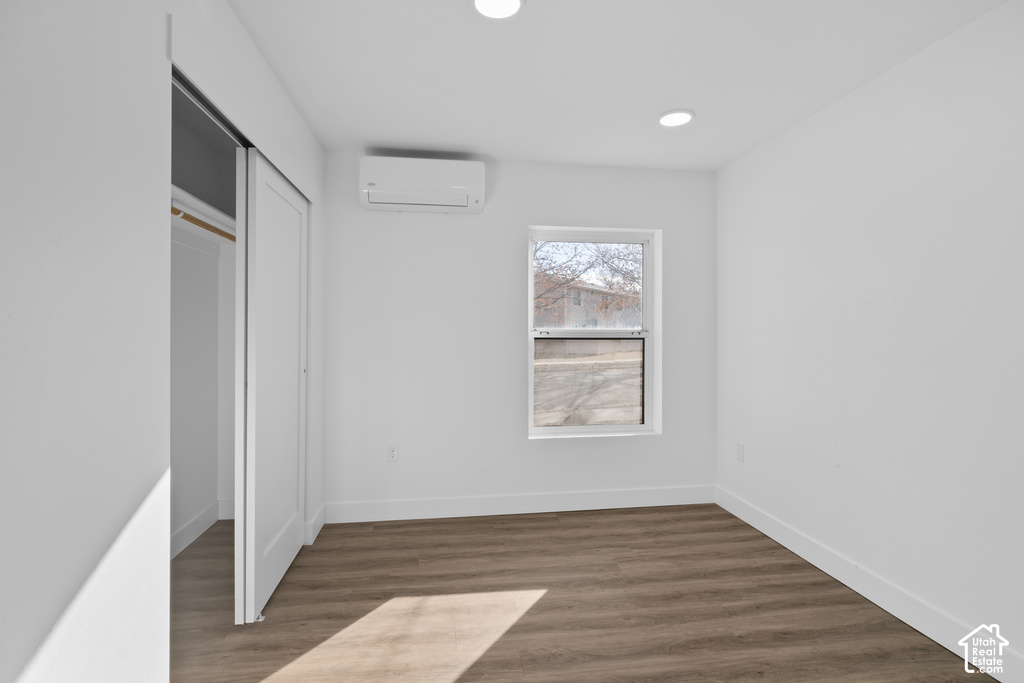 443 KANE CREEK BLVD photo 5