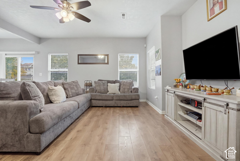 6824 W TUPELO LN photo 3