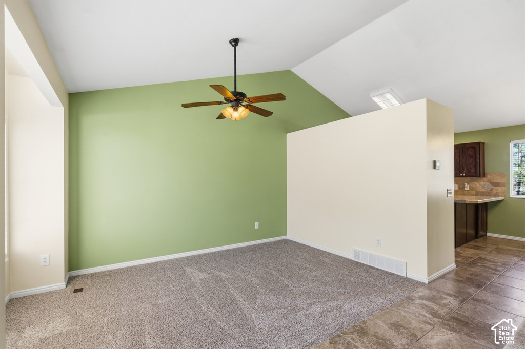 1261 N QUINCY AVE photo 3