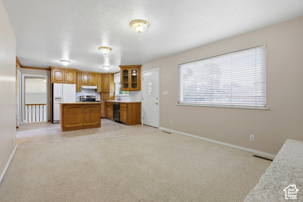 380 N 300 E photo 4