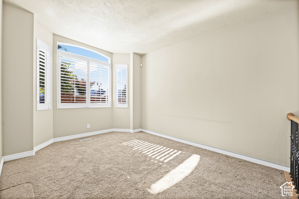 1692 W PEACEFUL WAY photo 4